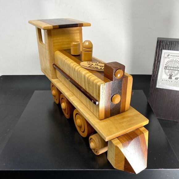 TOY TRAIN LOCOMOTIVE-by BATAVIA WOODEN TOYS - Picture 3 of 15